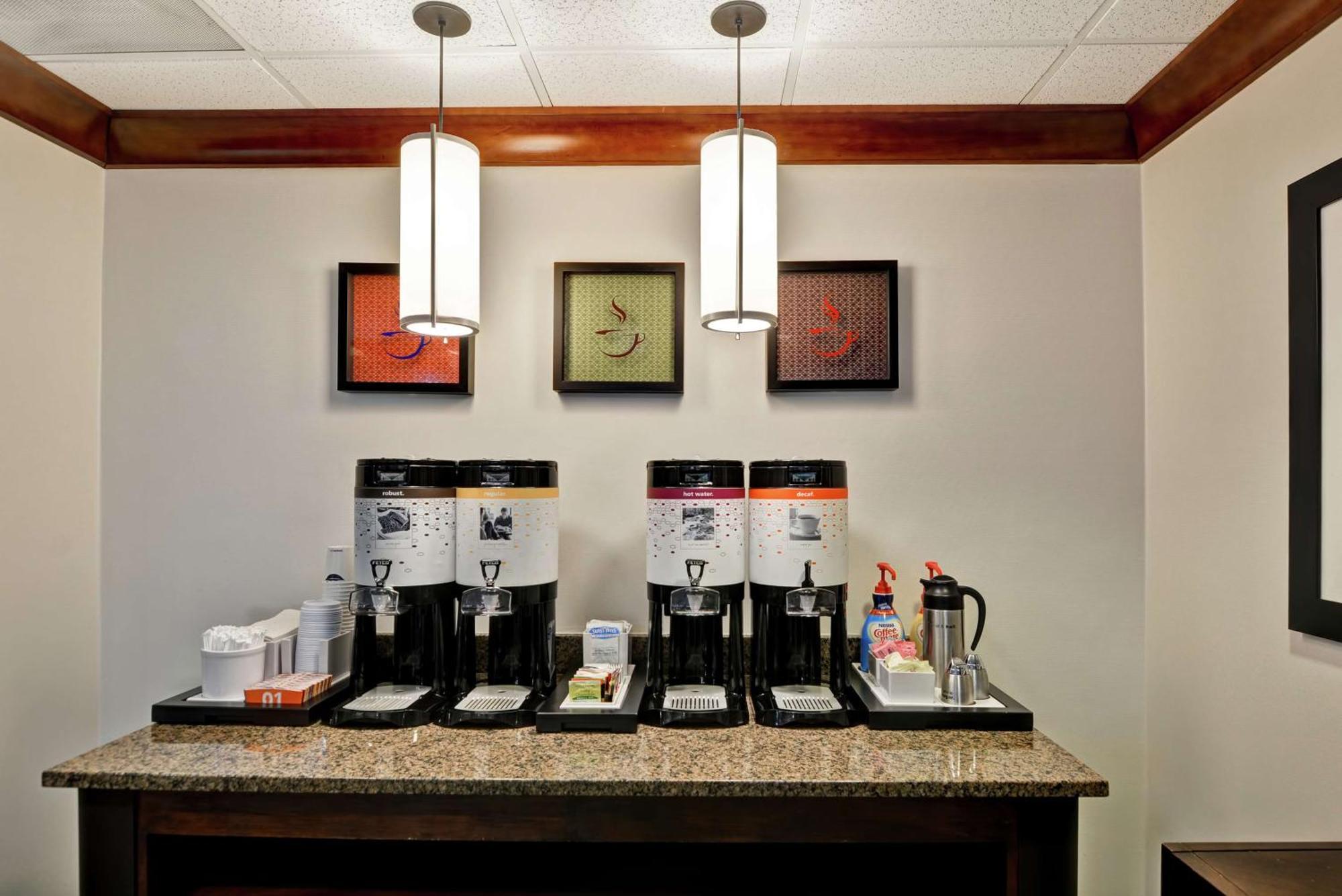 Hampton Inn Birmingham/Mountain Brook Zewnętrze zdjęcie